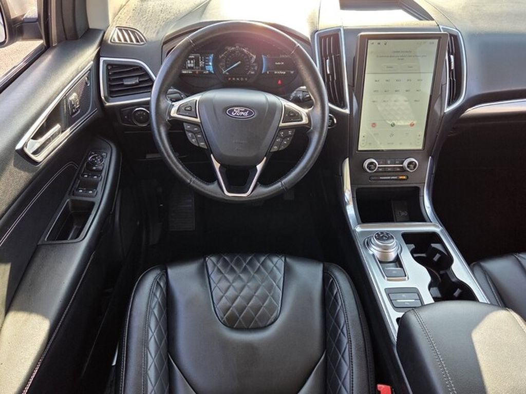 Used 2024 Ford Edge Titanium AWD/4WD image 11