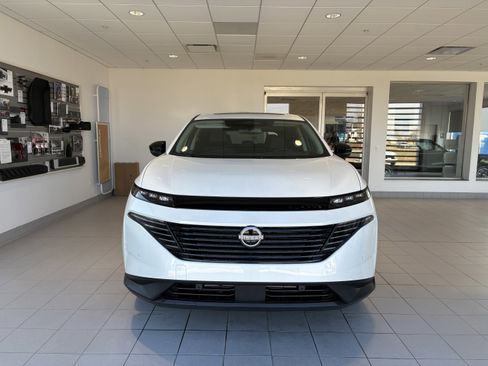 Used 2025 Nissan Murano SL w/ Cargo Package image 7