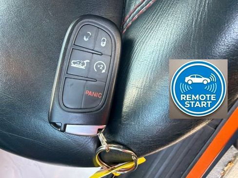 Used 2015 Jeep Cherokee Trailhawk w/ Comfort/Convenience Group AWD/4WD image 13