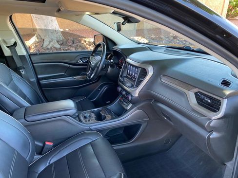 Used 2022 GMC Acadia Denali w/ Denali Ultimate Package FWD image 65