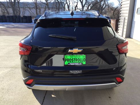 New 2026 Chevrolet Trax LT w/ LT Convenience Package image 4