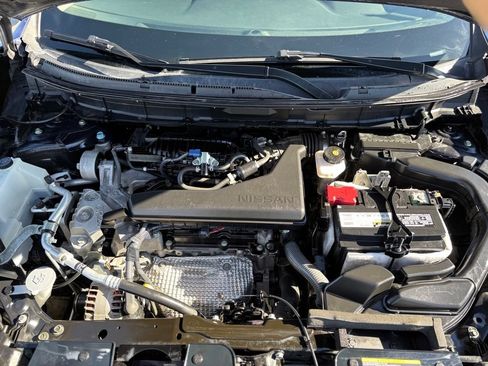 Used 2019 Nissan Rogue SV AWD/4WD image 31