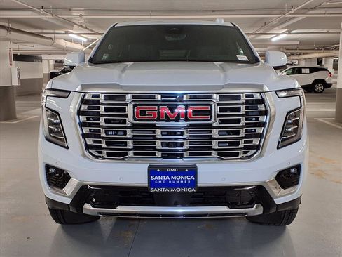 New 2026 GMC Yukon XL Denali w/ Denali Reserve Package image 2