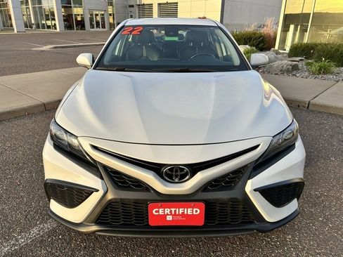 Certified 2022 Toyota Camry SE image 7