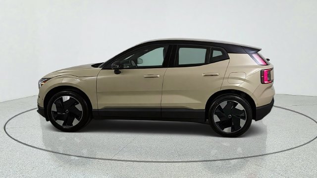 New 2026 Volvo EX30 Ultra w/ Protection Package AWD/4WD image 4