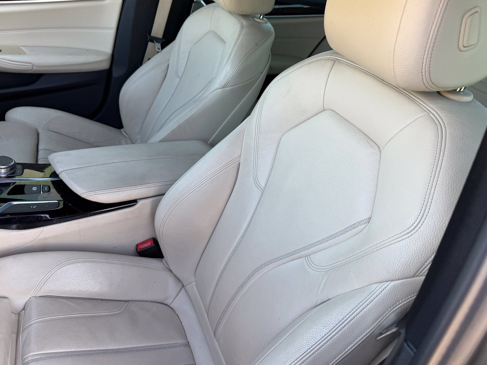 Used 2018 BMW 530i w/ Premium Package RWD image 30