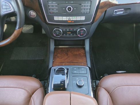 Used 2017 Mercedes-Benz GLS 450 4MATIC w/ Premium Package image 18