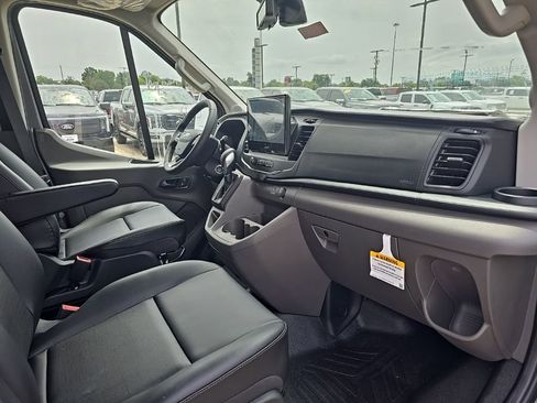 New 2025 Ford Transit 250 148 High Roof image 21