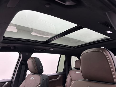 New 2026 GMC Acadia Denali Ultimate w/ LPO, Floor Liner Package AWD/4WD image 5