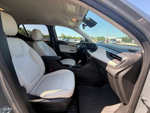 Used 2024 Buick Encore GX Preferred w/ Comfort Package FWD image 34