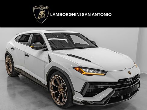 Used 2023 Lamborghini Urus Performante image 1