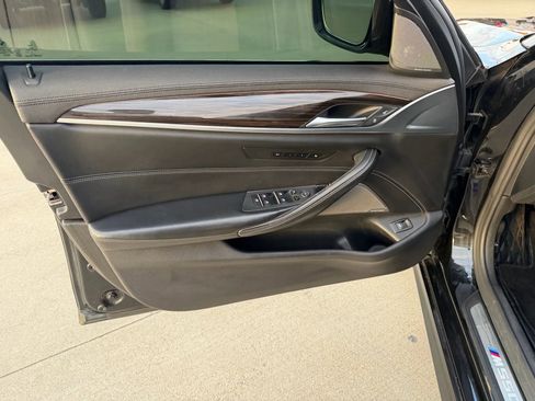 Used 2018 BMW M550i xDrive M550i xDrive Sedan 4D w/ Driving Assistance Package image 89