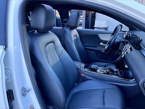 Used 2022 Mercedes-Benz A 220 image 8