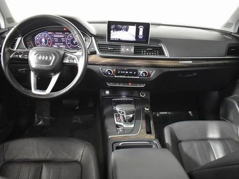 Used 2018 Audi Q5 2.0T Premium Plus w/ Premium Plus Package image 26