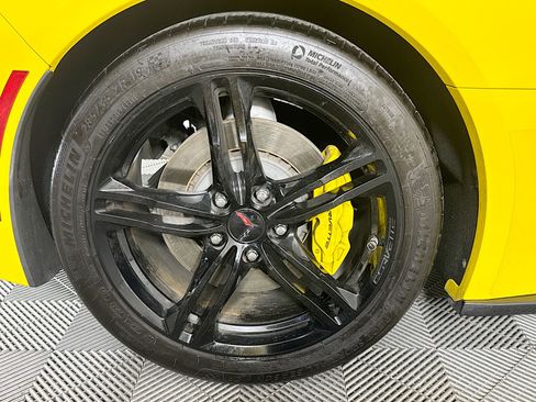 Used 2016 Chevrolet Corvette Stingray Coupe w/ 2LT Preferred Equipment Group RWD image 28