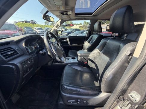 Used 2014 Toyota 4Runner Limited AWD/4WD image 17
