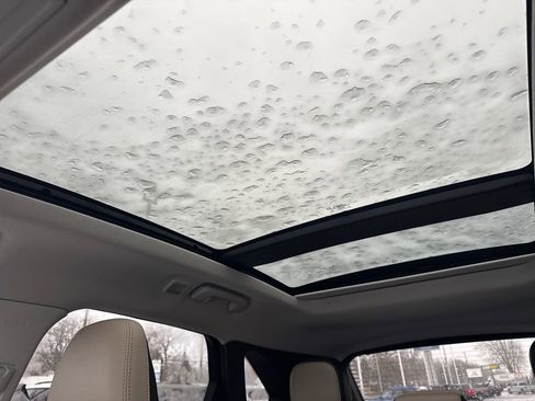 Used 2022 Ford Escape SEL image 43