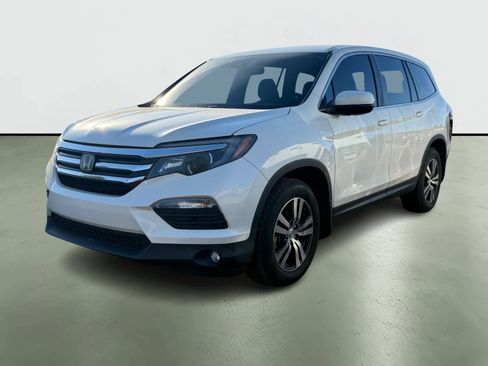 Used 2016 Honda Pilot EX image 2