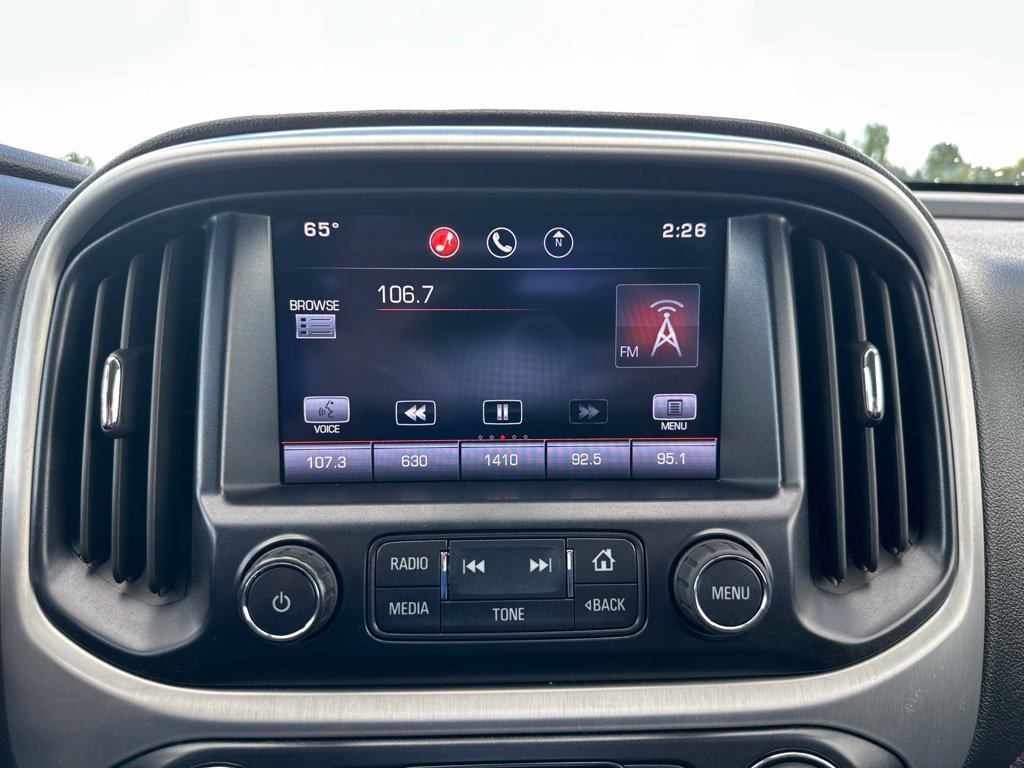 Used 2015 GMC Canyon SLE w/ All-Terrain Package AWD/4WD image 3