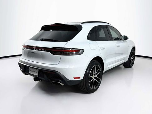 Certified 2026 Porsche Macan AWD/4WD image 9