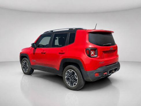 Used 2015 Jeep Renegade Trailhawk w/ Premium Leather Group AWD/4WD image 3