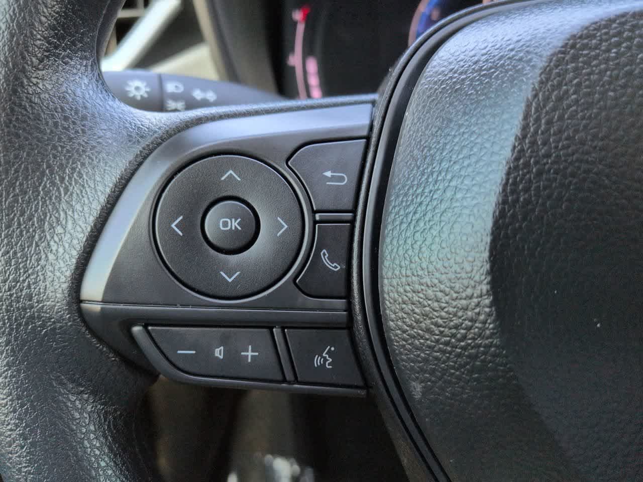 Used 2026 Toyota Corolla LE FWD image 22