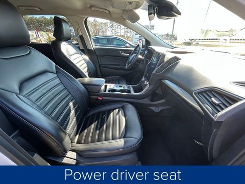 Used 2024 Ford Edge SEL image 25