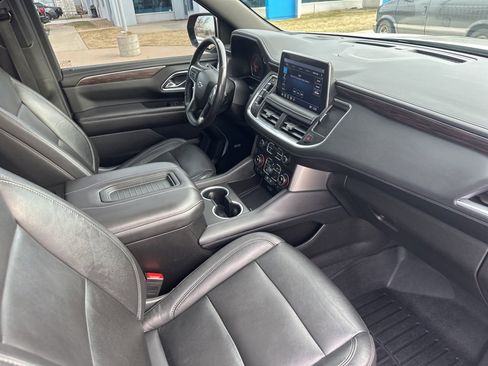 Used 2021 Chevrolet Tahoe Z71 w/ Z71 Signature Package image 35