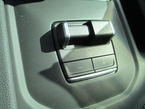 New 2026 GMC Sierra 1500 AT4 w/ AT4 Premium Package image 18