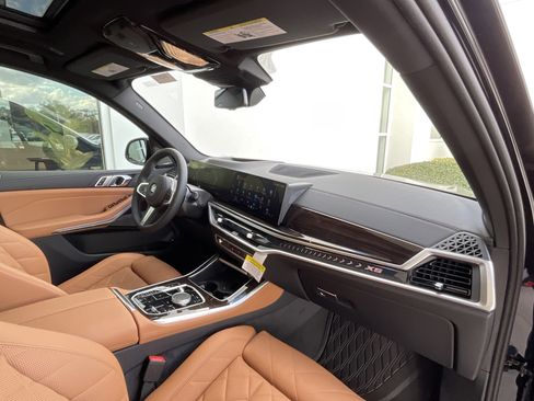 New 2026 BMW X5 xDrive50e image 22