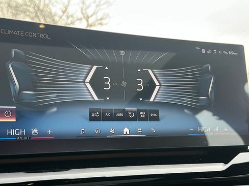 New 2026 BMW 530i xDrive w/ M Sport Package AWD/4WD image 38