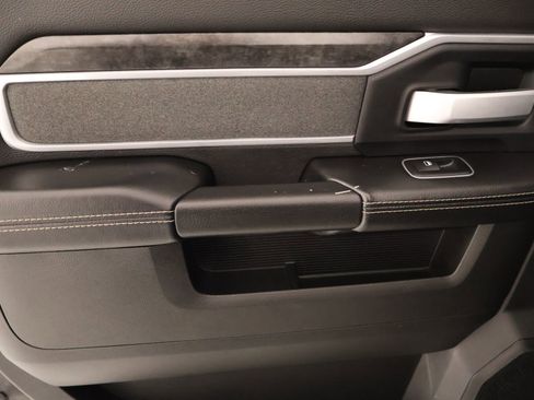 Used 2023 RAM 2500 Big Horn w/ Night Edition AWD/4WD image 16