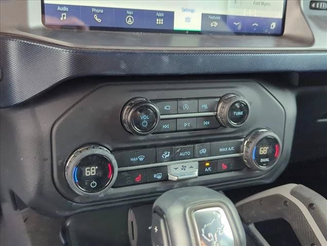 Used 2023 Ford Bronco Outer Banks w/ Sasquatch Package AWD/4WD image 16