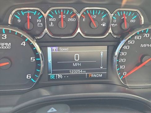 Used 2016 Chevrolet Silverado 1500 LT w/ Texas Edition RWD image 19