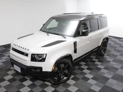 Certified 2026 Land Rover Defender 110 X-Dynamic SE AWD/4WD image 2