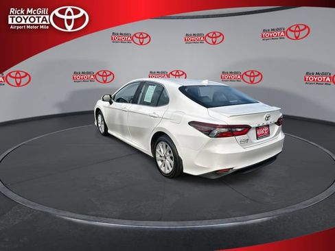 Used 2024 Toyota Camry LE w/ Convenience Package FWD image 6