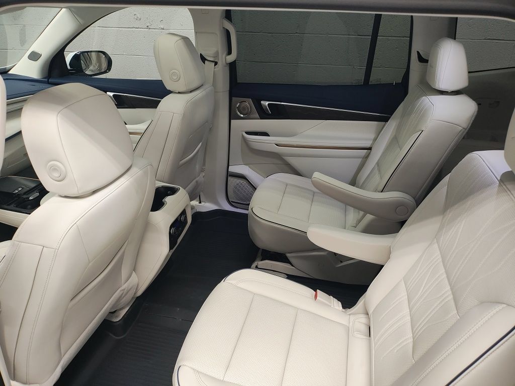 New 2026 Buick Enclave Avenir w/ Super Cruise Package AWD/4WD image 27