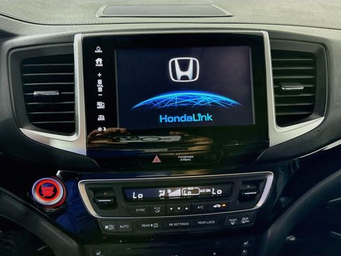 Used 2018 Honda Pilot Elite image 18