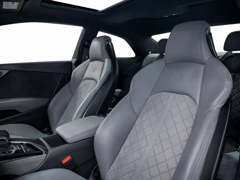 Used 2022 Audi S5 Premium Plus w/ Premium Plus image 17