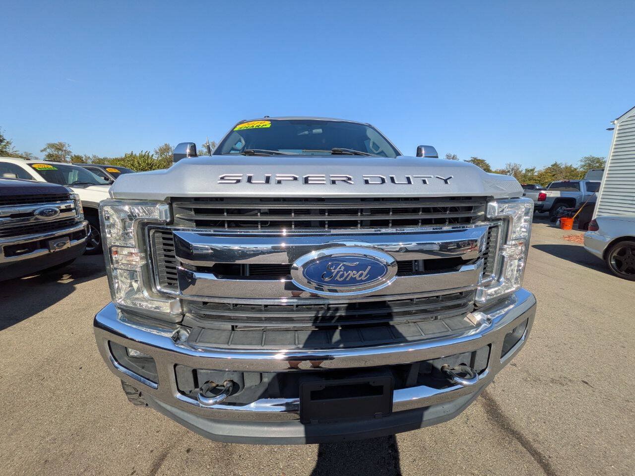 Used 2019 Ford F250 XLT w/ XLT Premium Package AWD/4WD image 4