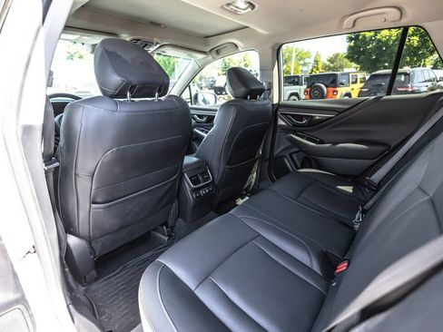 Used 2020 Subaru Outback Limited XT AWD/4WD image 25