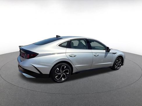 Used 2025 Hyundai Sonata SEL FWD image 14