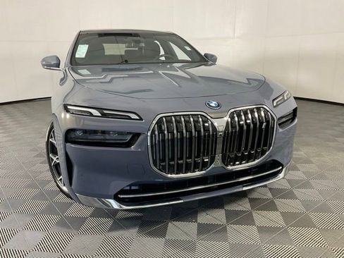Certified 2024 BMW i7 xDrive60 AWD/4WD image 11