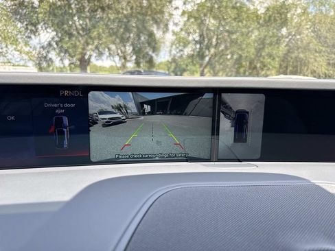 New 2026 Lincoln Nautilus Reserve AWD/4WD image 24
