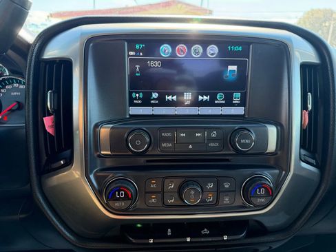 Used 2018 Chevrolet Silverado 1500 LT w/ All Star Edition image 24