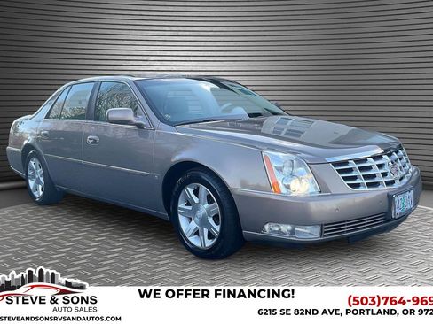 Used 2006 Cadillac DTS w/ Sun And Sound Package image 1