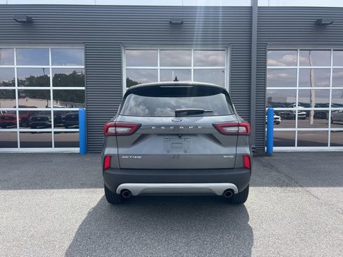 Used 2024 Ford Escape Active image 3