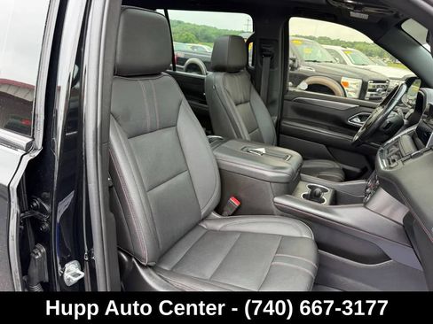 Used 2022 Chevrolet Suburban RST w/ Luxury Package AWD/4WD image 25