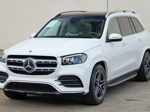 Used 2023 Mercedes-Benz GLS 450 4MATIC image 58