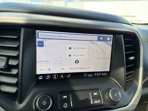 Used 2020 GMC Acadia Denali w/ Technology Package AWD/4WD image 14